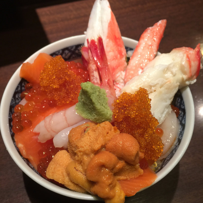 特選海鮮丼(物販店澤崎水産2号店)