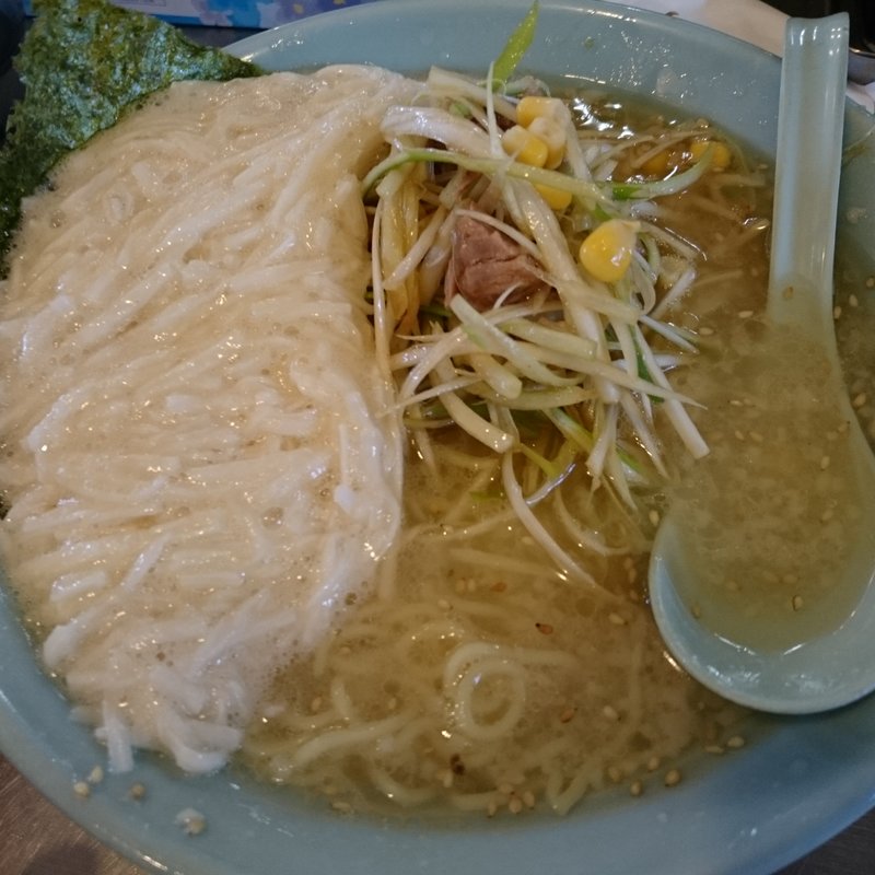 塩ネギラーメン + トロロ(ラーメンショップ 椿玉造店 )