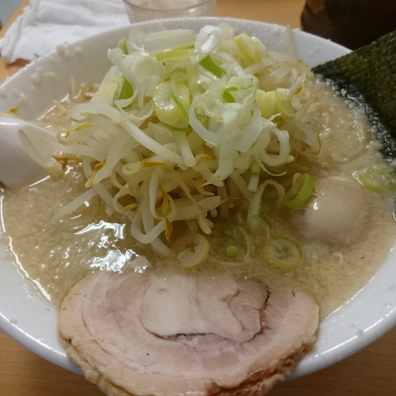 塩ラーメン + もやし + 玉子(らーめんかづ)