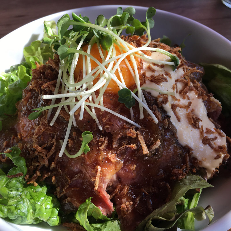 ローストビーフ丼 メガ盛り(Vin Vin BAL （ヴァンヴァンバル）)