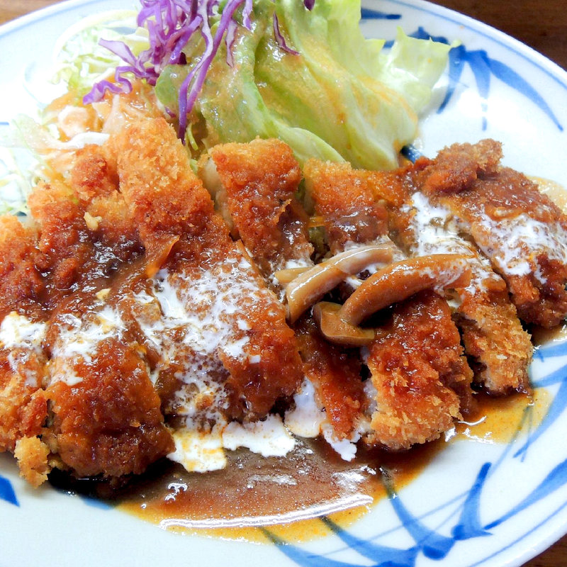 トンカツ(洋食の店 花櫚 （カリン）)