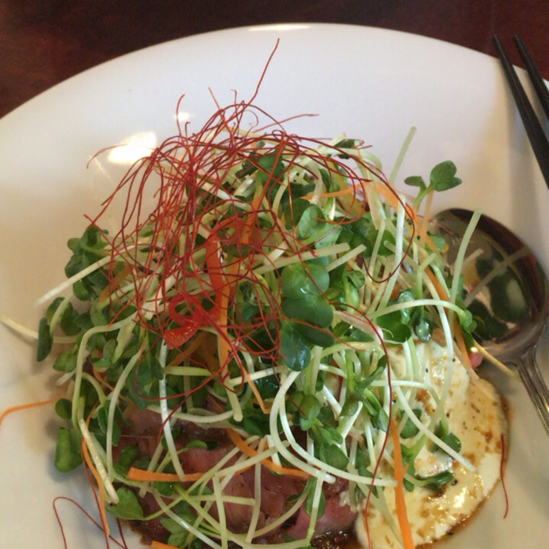 ローストビーフ丼(モン・トレゾール 東京 （mon tresor tokyo）)