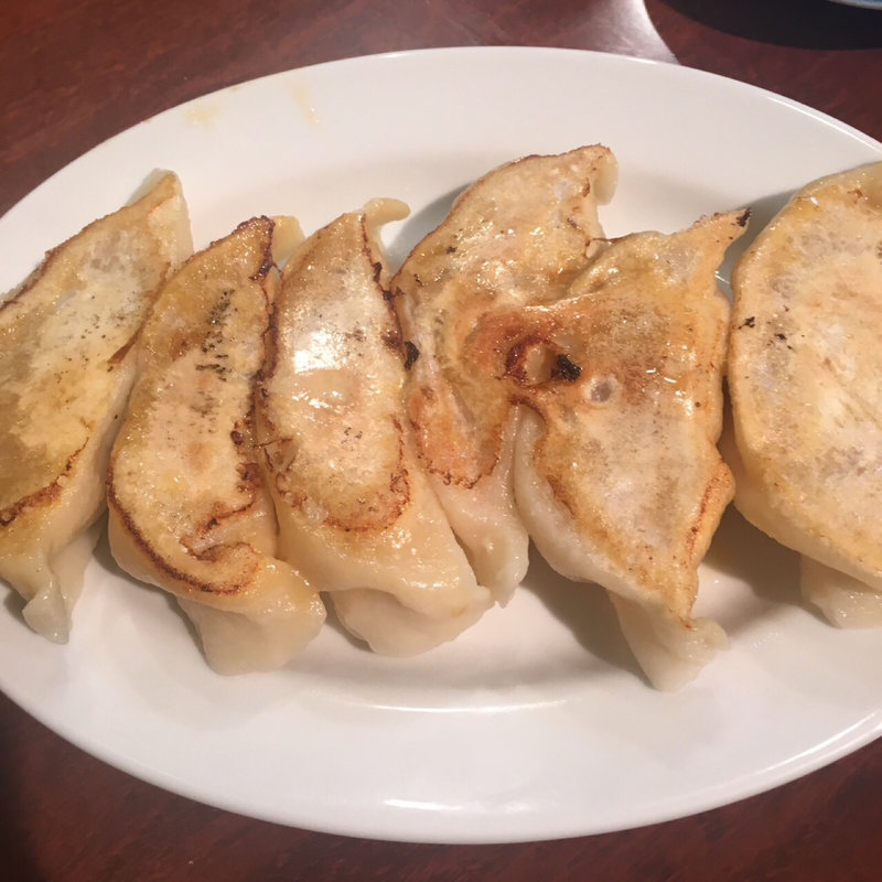 焼き餃子(餃子のハルピン)