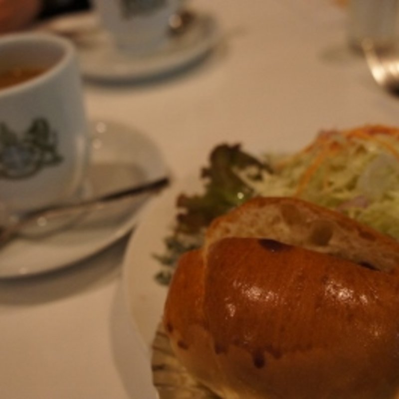 ロールパンセット(イノダコーヒ　本店)