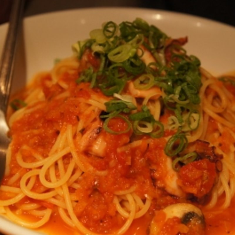 蛸と青ネギのトマトソース（大盛り）(Stazione di RYU-RYU （スタジオーネ ディ・リュリュ）)