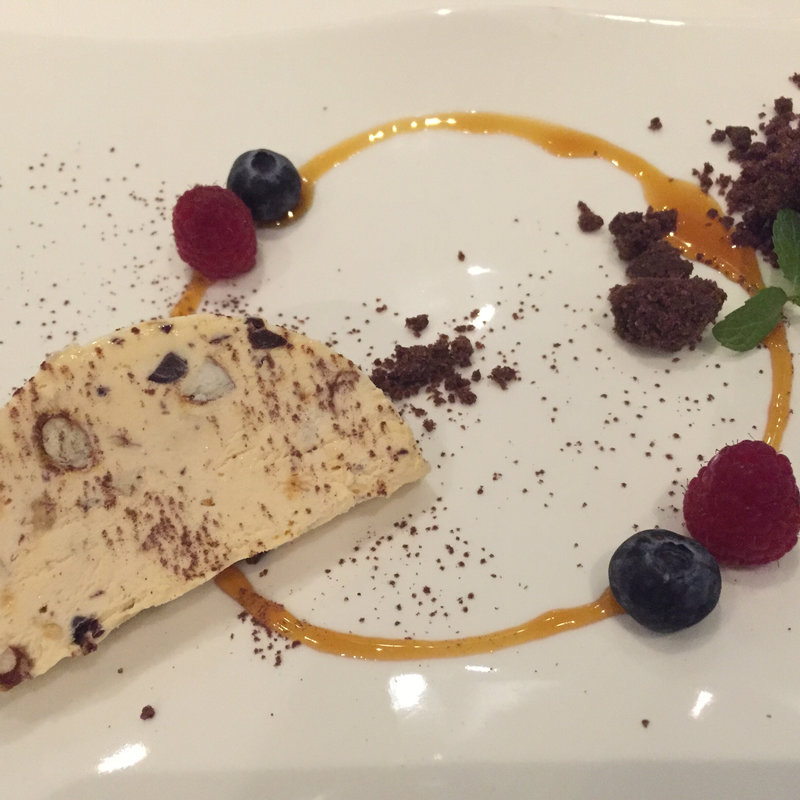 (ラー・エ・ミクニ)