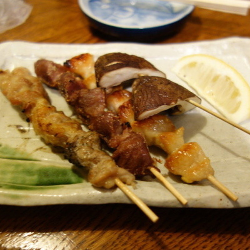 串3本（地鶏、砂肝、ぼんじり）(寿々木)