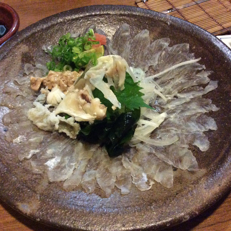 カワハギの薄造り(活魚居酒屋 壷々炉 大街道店 )