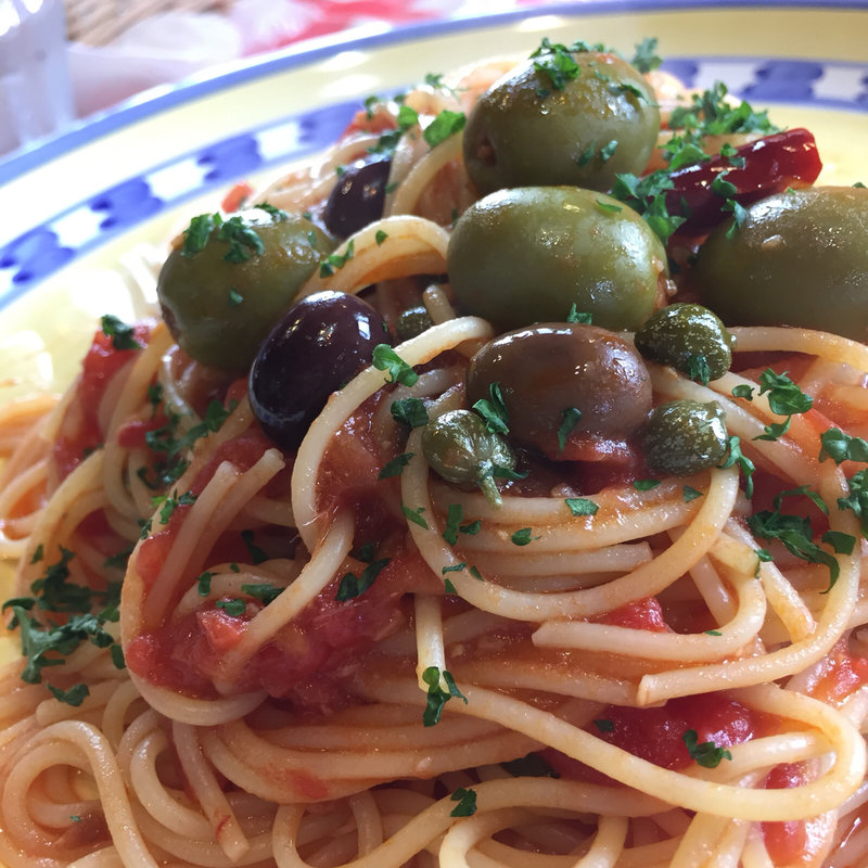 プッタネスカ(イタリアーナ ニョッキニョッキ （GNOCCHI GNOCCHI）)