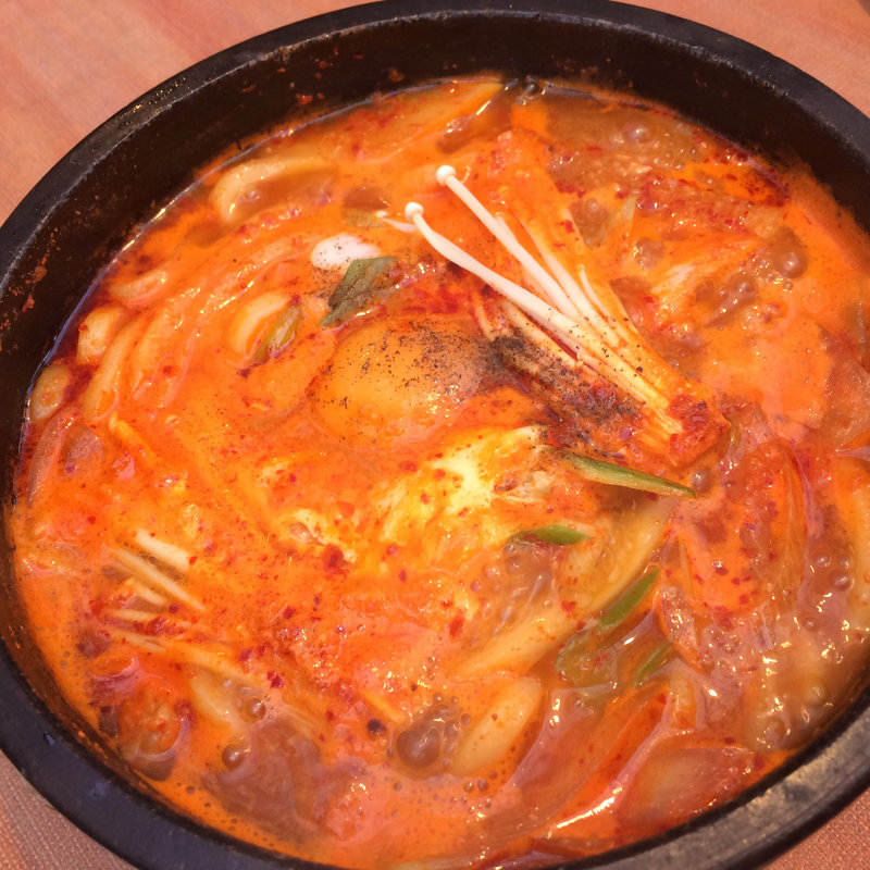 カルビうどん(韓国カフェダイニング Nohohon)