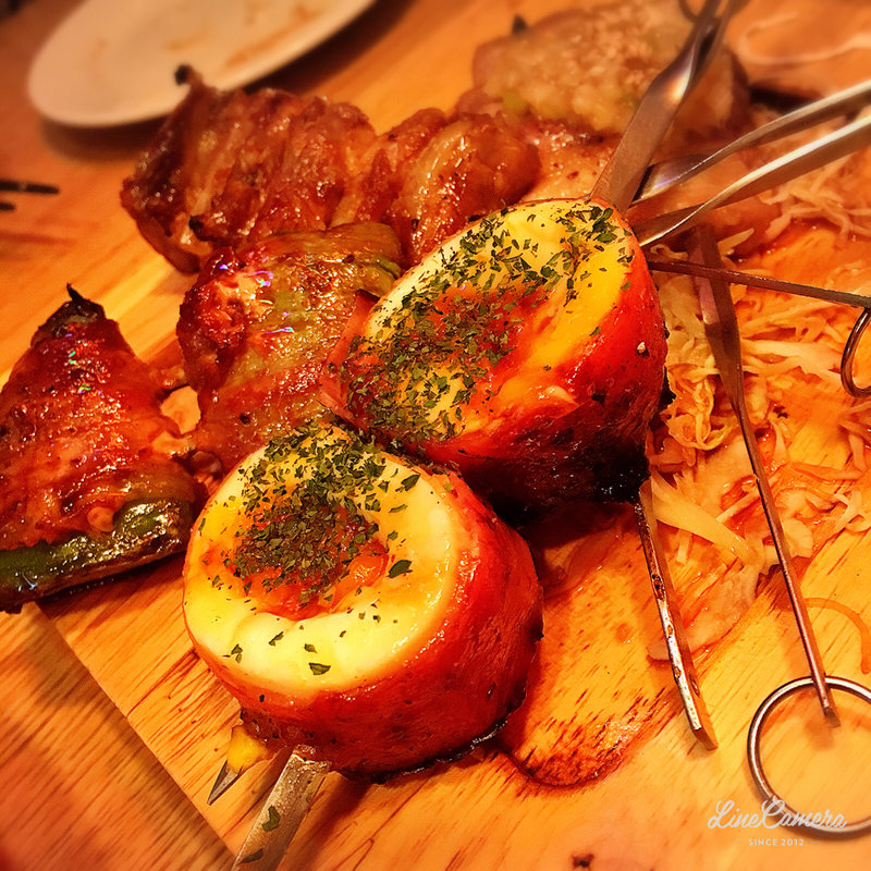 半熟玉子肉巻串(えびカニ喰酒iKURA)