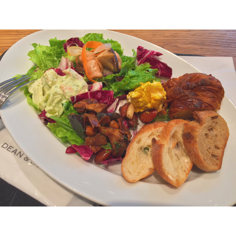 サラダデリランチ(DEAN & DELUCA カフェ丸の内)