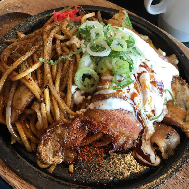 とんぺい焼き&焼きそば ハーフセット(ぼてぢゅう屋台 イオンモール大阪ドームシティ店)