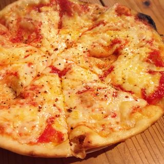 生地から作ったうちのピザ／トマトソース(うちのごはん)