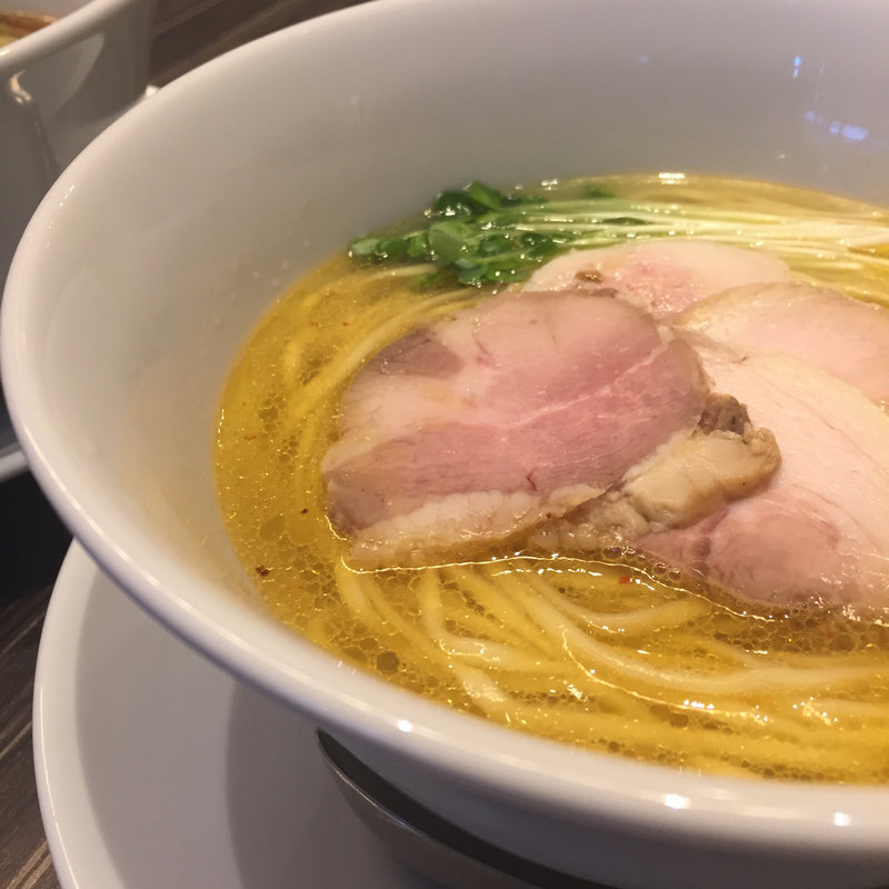 中華蕎麦・塩(中華蕎麦　三藤 )