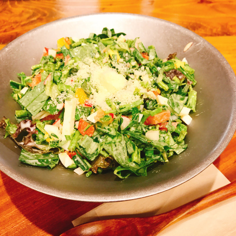 ロカボチキンサラダ(D.I.Y. Salad ＆ Delicatessen)