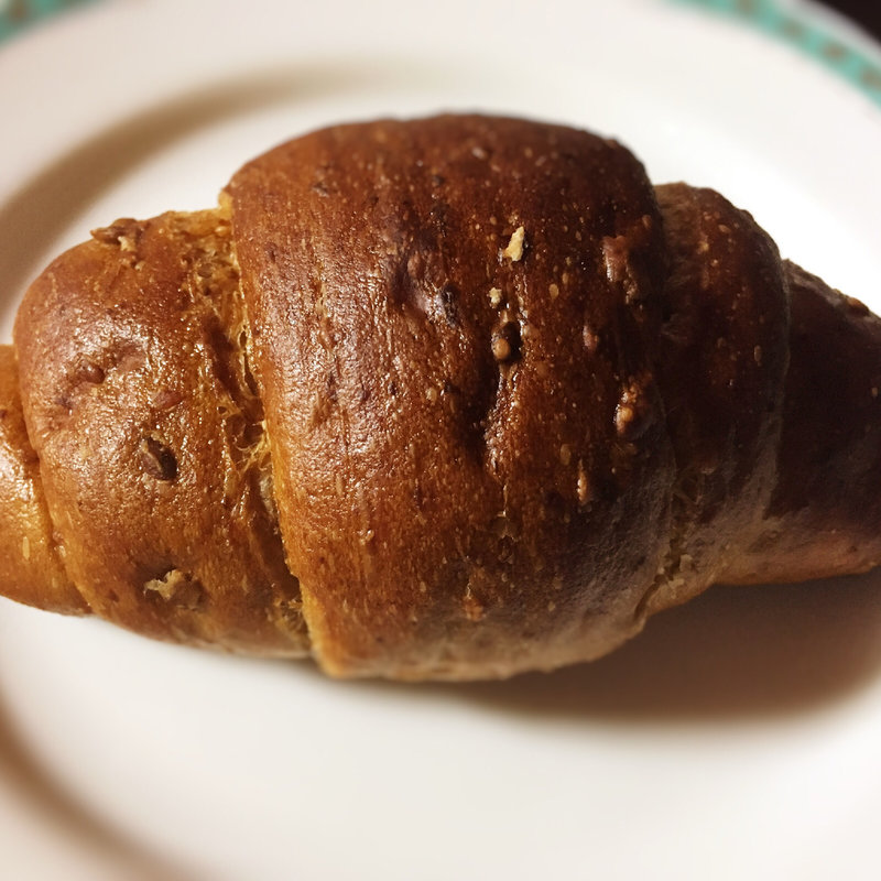 塩バターロール(滝川パン 福岡天神店 )