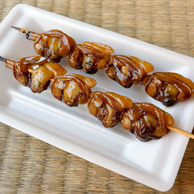 あさり串焼き(貝新　水谷新九朗)