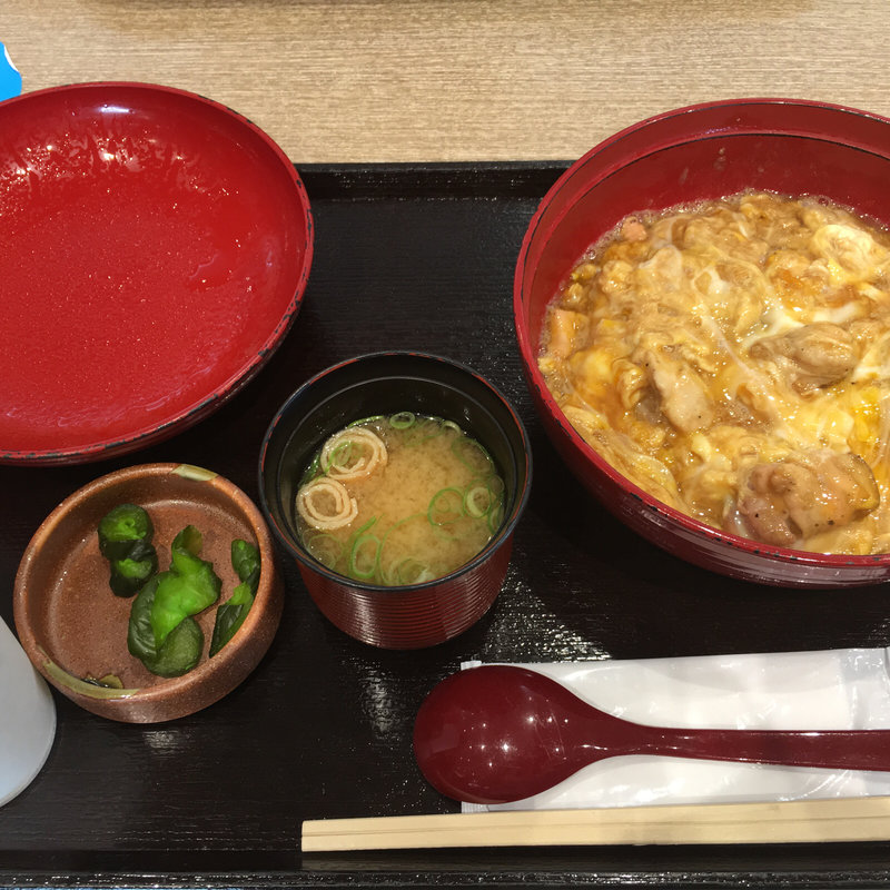 炭焼鶏の親子丼(親子丼　ほっこりや 三井アウトレットパーク滋賀竜王店 )