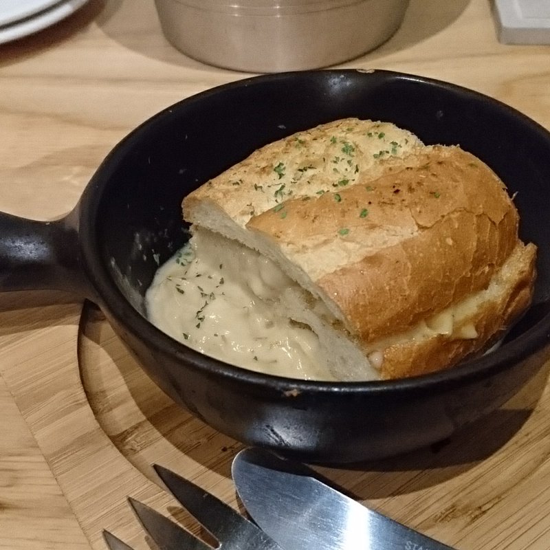 ホタテ貝柱とキノコのクリームソース(ちびてつ)