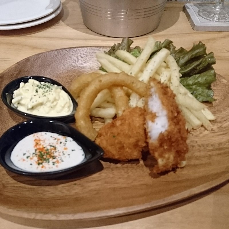 フィッシュ&チップスwithオニオンリングフライ(ちびてつ)