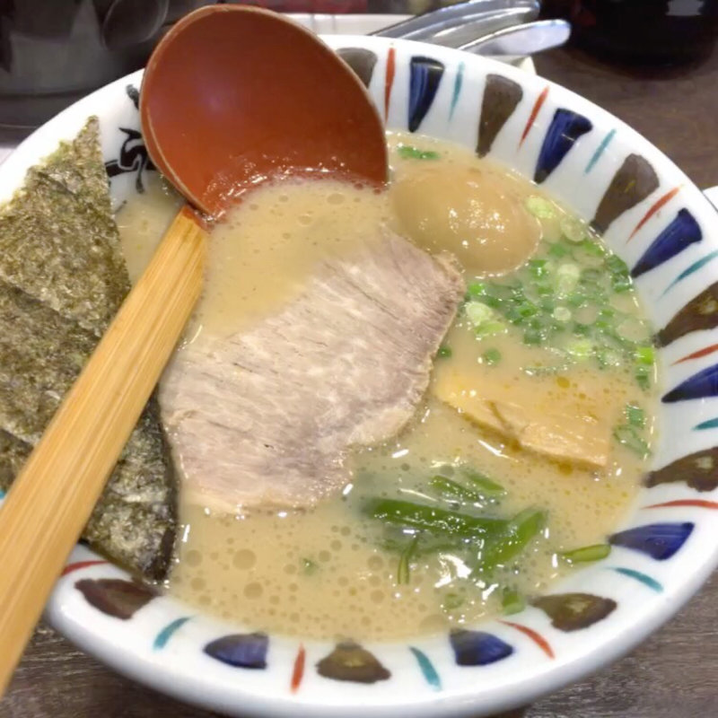 こくまろ味玉らーめん(七志 大倉山店)