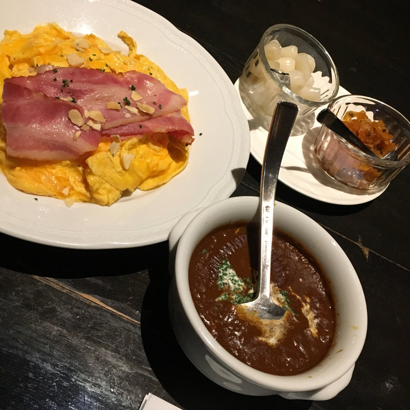 オムライスカリー(ウエストエンド)