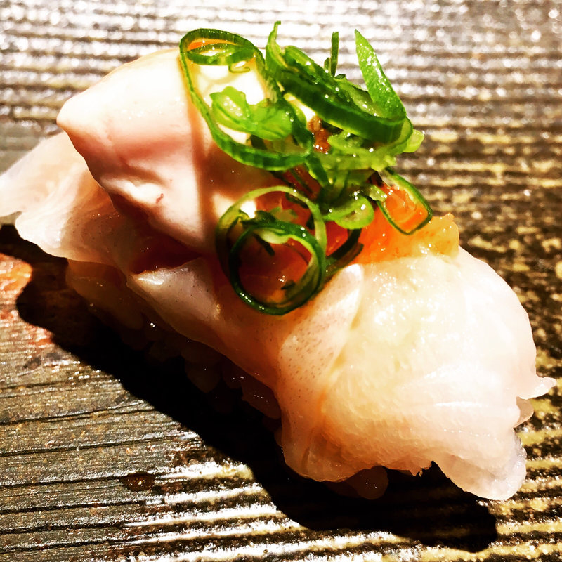 生穴子 カワハギ肝のせ(鮓木村建介)