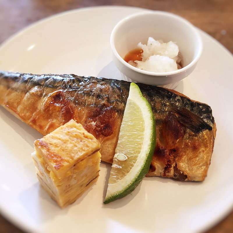 鯖の塩焼(こんぶりお)