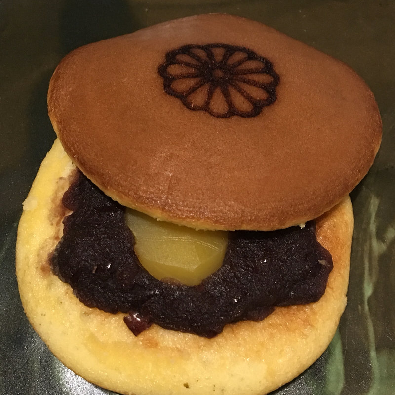 栗入り どら焼き(丸万)