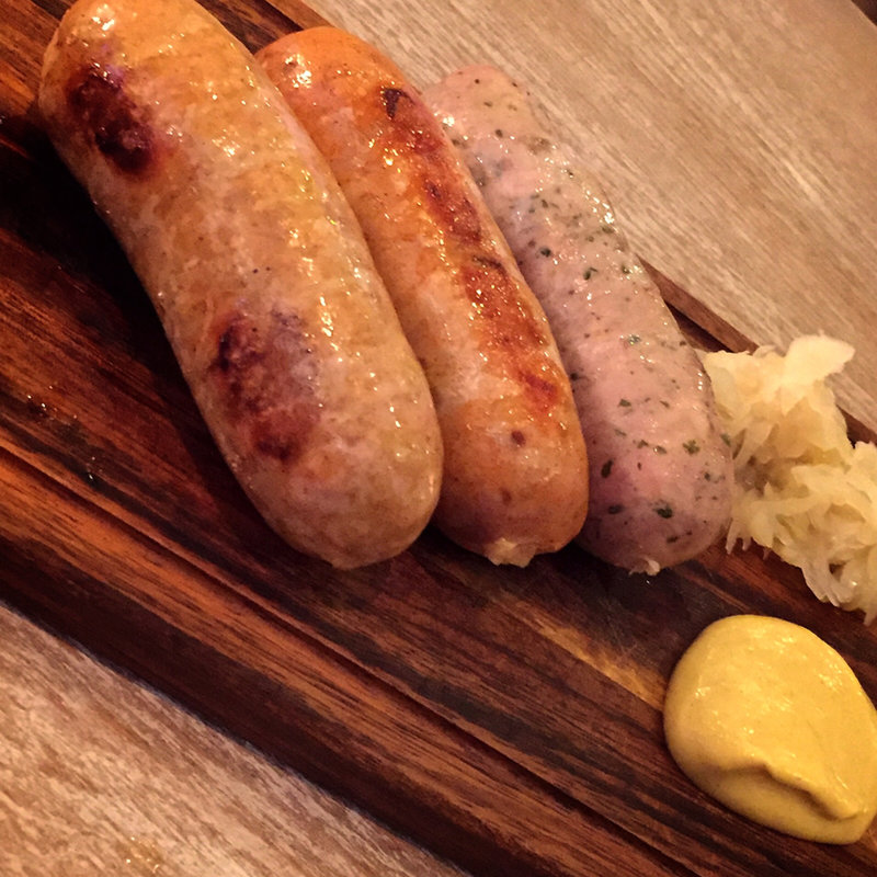 オリジナル手びねりソーセージ(アイビアー ルサンパーム （iBeer LE SUN PALM）)