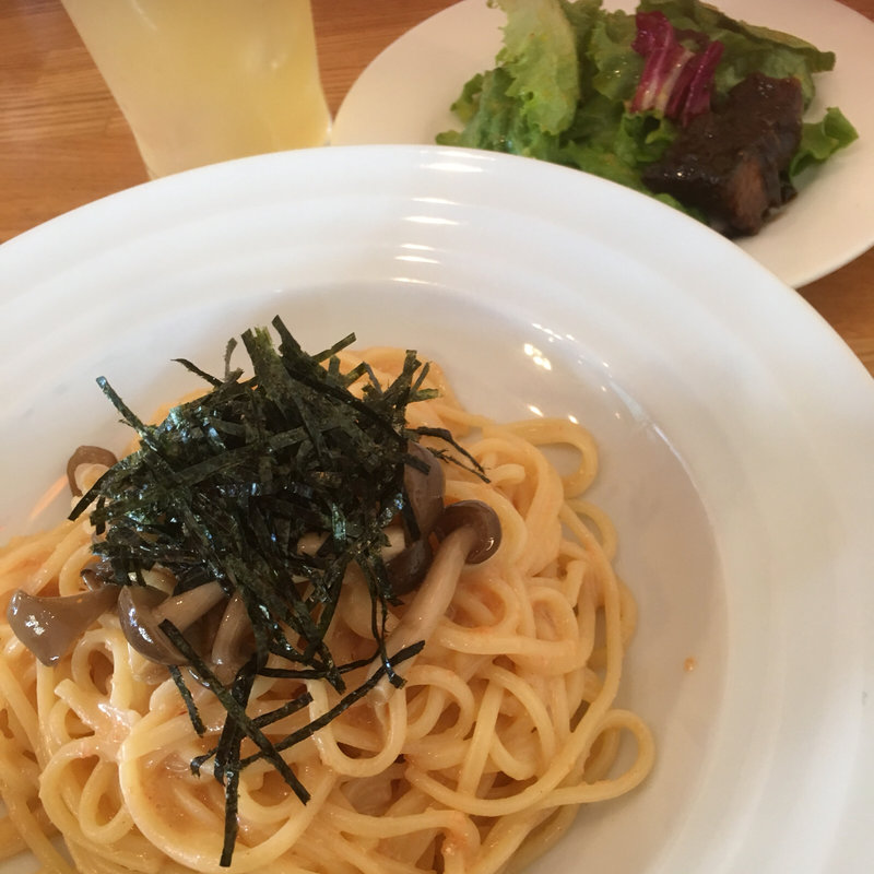 きのこと明太子のクリームパスタ(ルーチェ・パッサ )