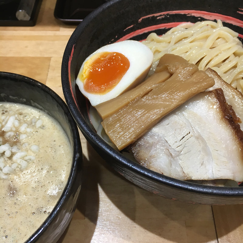 濃厚鶏白湯つけめん 大盛(らーめん専門店 Dragon MAN)