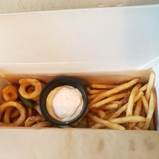BOX(AND THE FRIET)