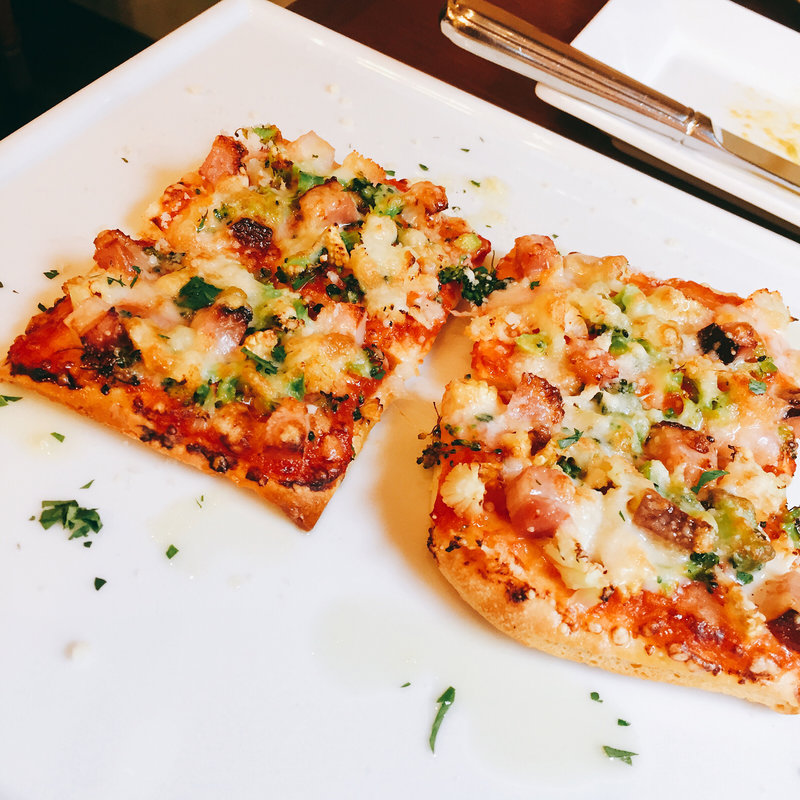 アラカルト  ピザ(ヴィノテカ・ラ・ガッツァ)