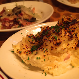 炙りポテトサラダ(WINE & Belgian Beer Hemel ミヤマス)