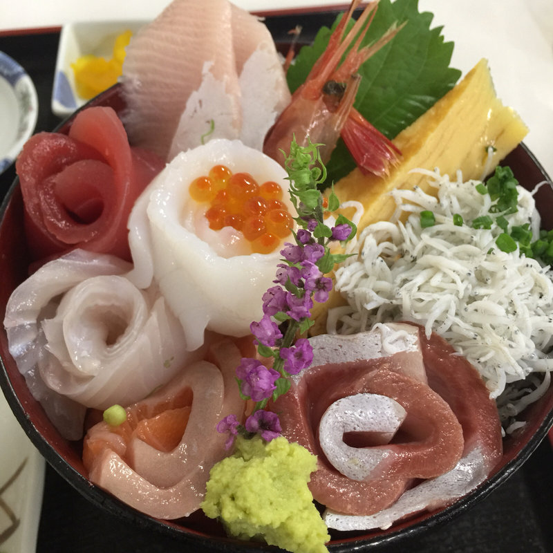 海鮮丼で海の恵みを堪能！神奈川県で食べることのできる海鮮丼9選