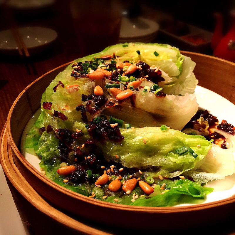 レタスのセイロ蒸し 特製香味醤油(月世界)