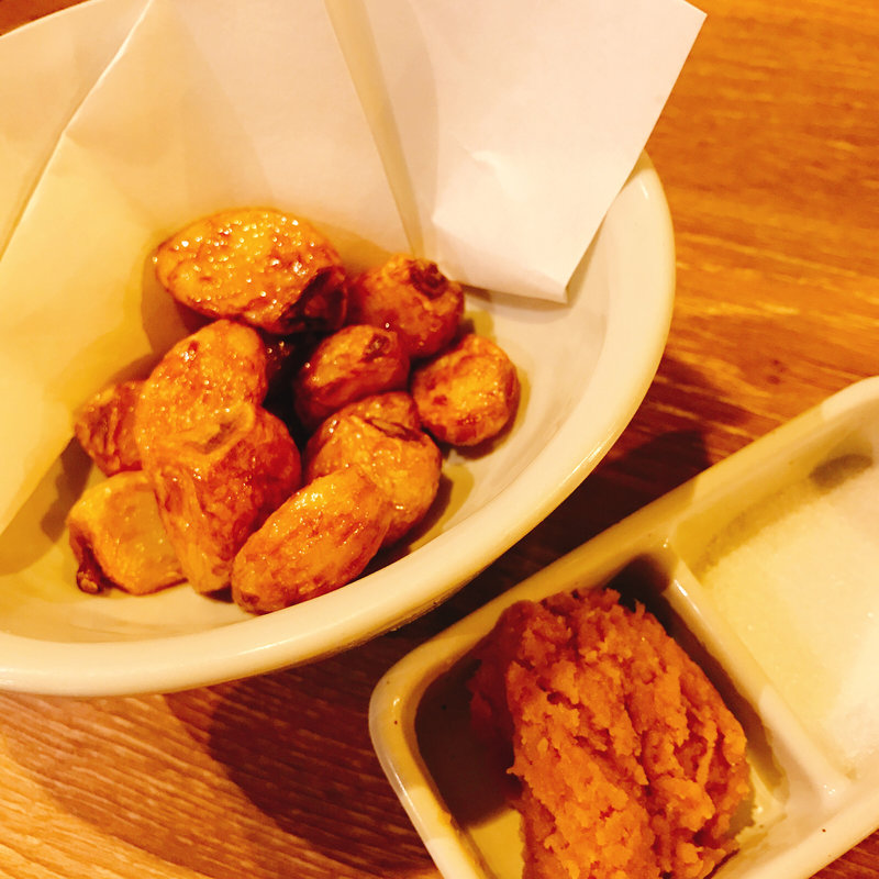 にんにくのホクホク揚げ(やきとり家 すみれ 所沢店)