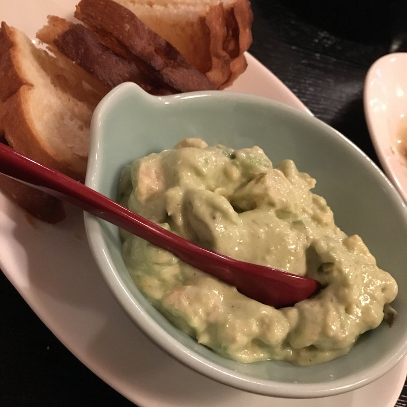 海老とアボカドのタルタル バケット付(Kaine （カイネ）)