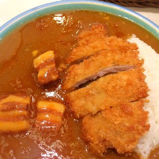 カツカレー(モンスナック )