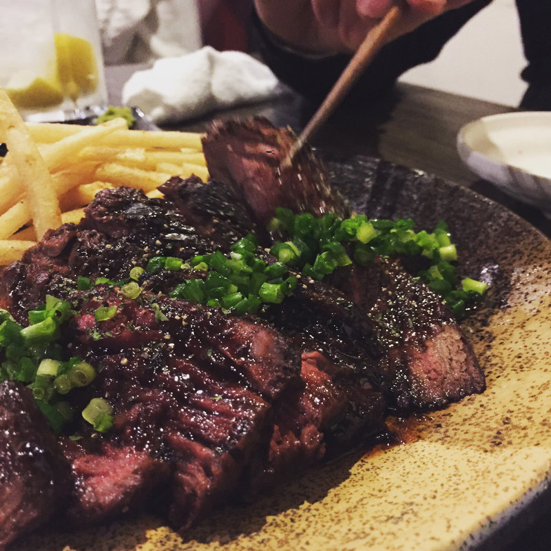 ハラミステーキ(ロジウラサカバ アオコーナー （ROJIURASAKABA 青 CORNER）)