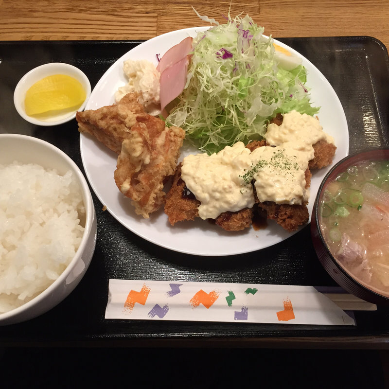 カキフライ定食(ごはんカフェ きなこ)