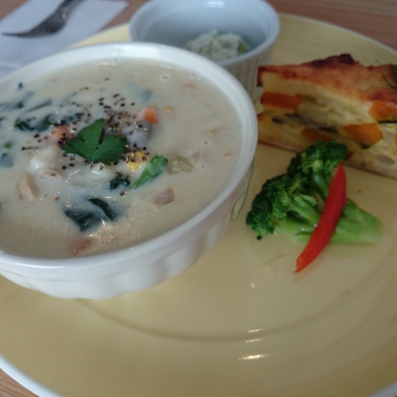 クラムチャウダーのプレート(アンジュミニョン （ange mignon）)