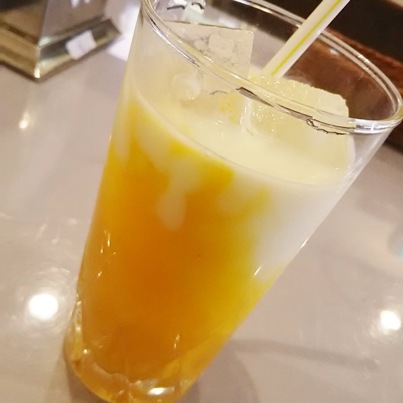 マンゴーラッシー(アマラーワティ)