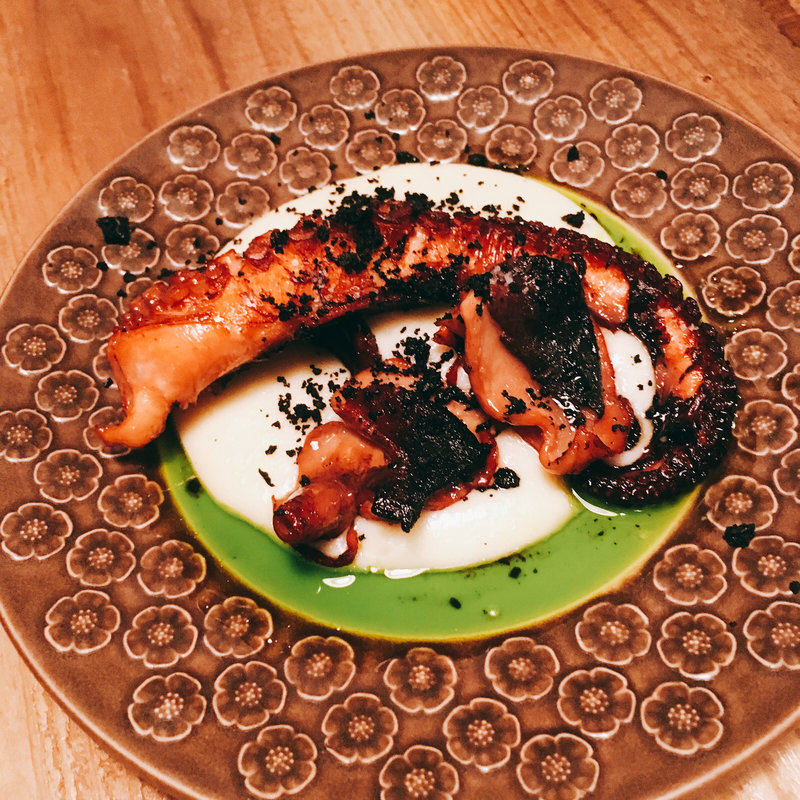 下津井の真蛸のコンフィ(アトリエフジタ)