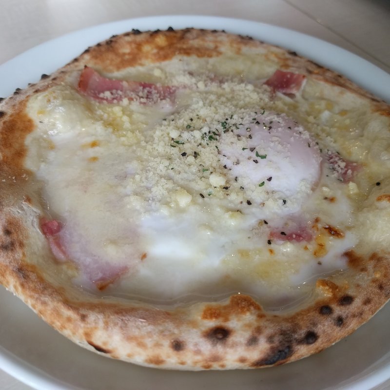 カルボナーラ風ピッツァ(quick pasta COPIN)