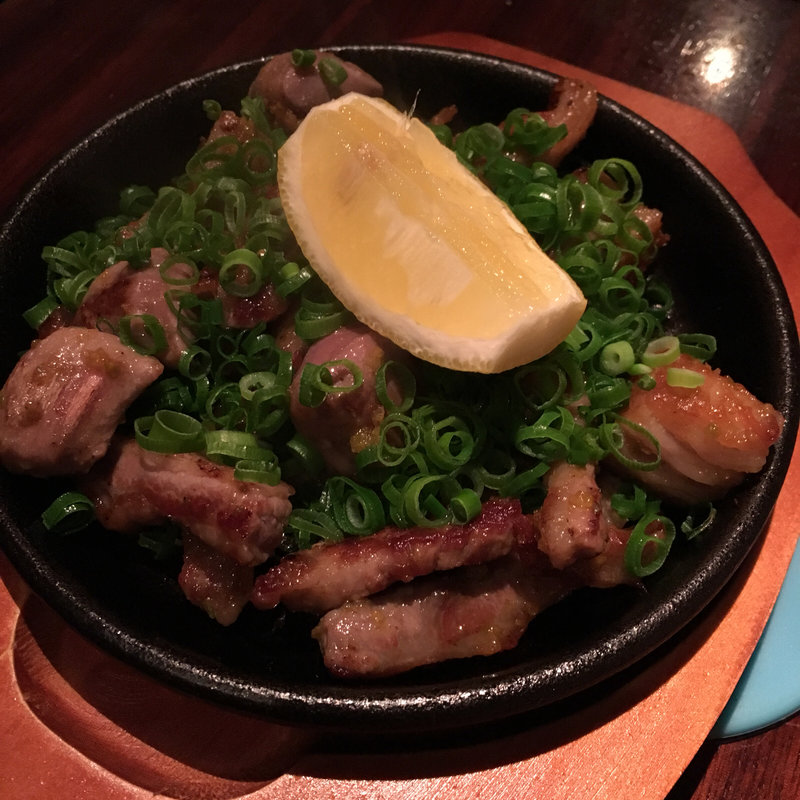 牛スジと砂ずり(ポルティコ （portico）)