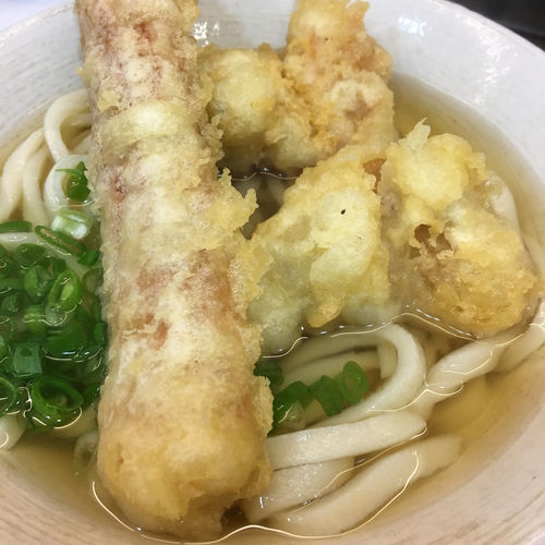 とり天ちくわ天うどん(おにやんま 東品川店 )の口コミ一覧 | おいしい