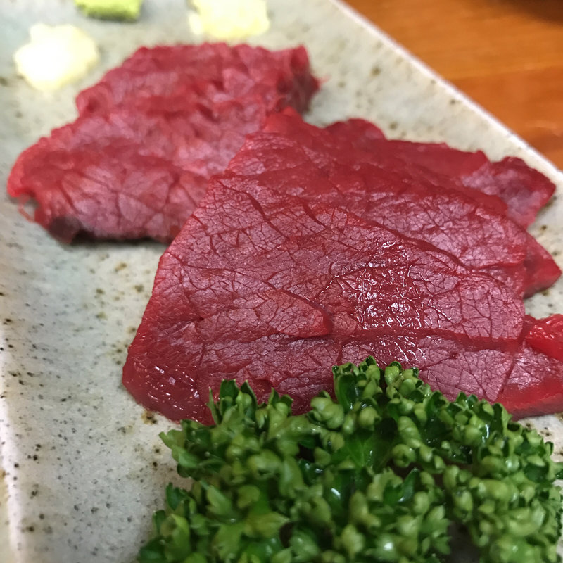 桜肉さしみ(柿島屋)